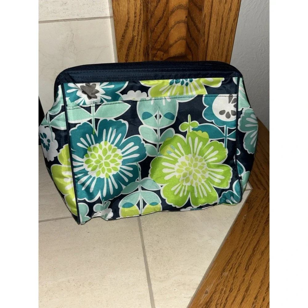 Thirty One Cosmetic Bag Makeup Plastic Lined Zipper Close  (Retired)